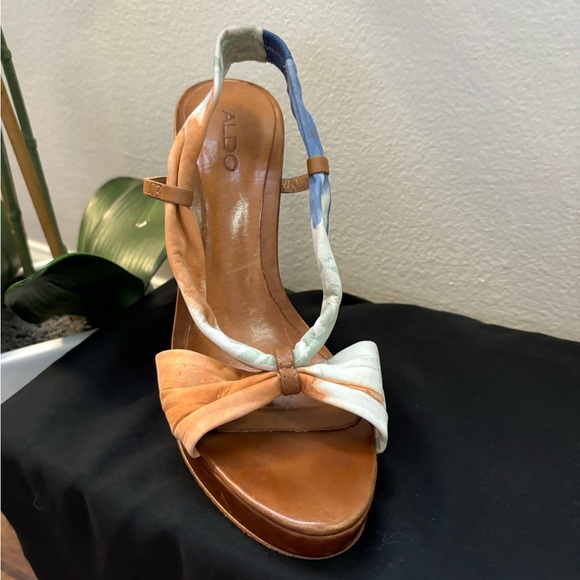 Aldo: sling back heels 3.5 in heel multicolor💙 - Picture 6 of 6